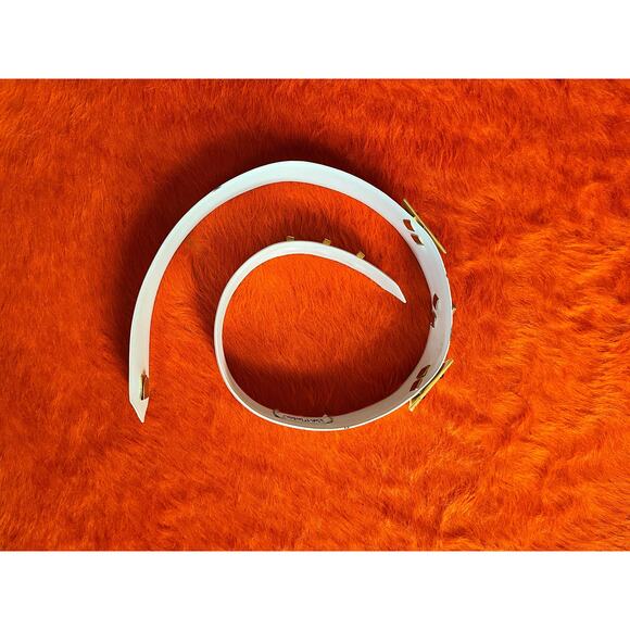 Vintage 80s Bob Mackie Leather Belt | White Gold Triangle Statement | 29–31” main image 6
